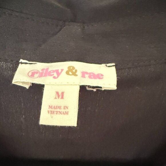 NWT Riley Rae Camryn Bow Tie-Neck Sleeveless Collared Office Blouse -Medium - Picture 3 of 7